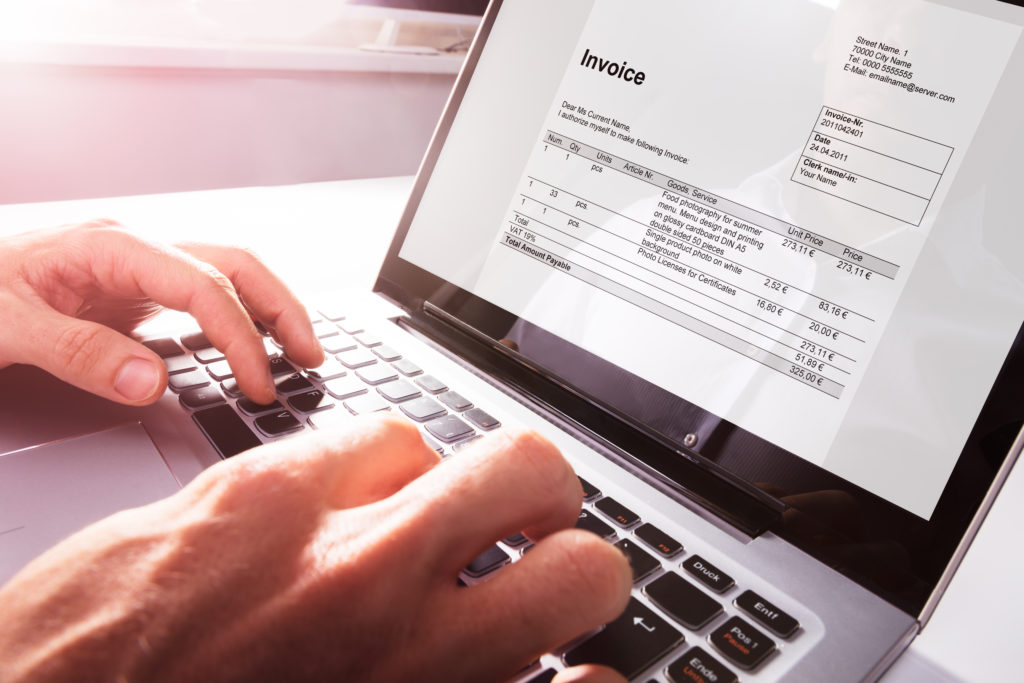 Common mistakes businesses make while issuing invoices