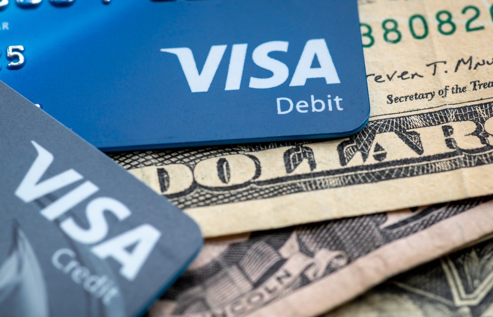A guide to credit vs. debit cards for businesses
